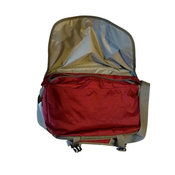 LL Bean Red Shoulder Strap Laptop Computer Messenger 5-Pocket Carry on Bag 18" - Picture 9 of 16